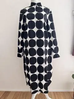 Marimekkoマリメッコ ドット柄 長袖シャツワンピース