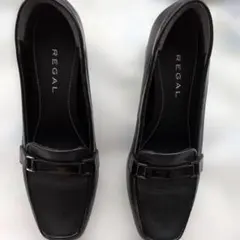 REGAL リーガル ローファー パンプス ブラックのサムネイル