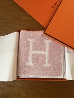 HERMES ピンク タオル Hのロゴ入り