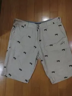 TOMMY 刺繍ロゴ入りベージュショートパンツ L