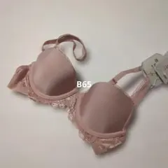 B65 ブラジャー レース付き トリンプ　恋するブラ