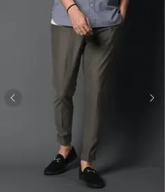 スキニーパンツ