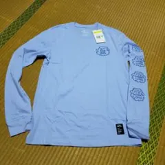 新品 NIKE 長袖シャツ ライトブルー Ｓサイズ Dri-FIT ランニングのサムネイル