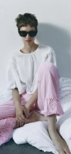 ZARA 白コットン　ギピュールレースブラウス　パフスリーブ　Aライン　Lサイズ