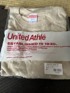 Tシャツ　サンドベージュ　Mサイズ