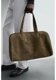 【人気】ZARA レザーMトラベルバッグ カーキブラウンのサムネイル