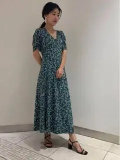 フレイアイディー FRAY I.D★ カシュクールフラワーワンピース