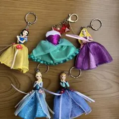 キーホルダー 5個セット　アナ、エルサ、白雪姫、オーロラ姫など
