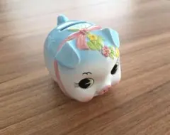 加藤工芸 子豚の貯金箱 花柄 パステルブルー 陶器製 レトロのサムネイル