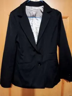 ブラック テーラードジャケット