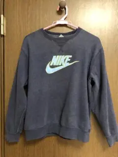 Nike ネイビー クルーネック トレーナー