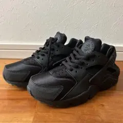 新品未使用　NIKE AIR HUARACHE ナイキ　エア　ハラチ　23.5