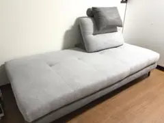 【しか。様専用】ニトリ　ソファベッド/グレー　背もたれクッション×1付きのサムネイル