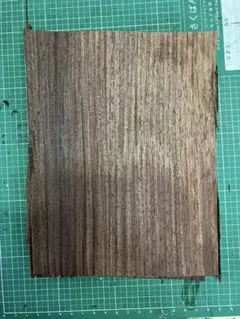 ローズの突板　厚み約0.2mm×約14cm×約20cm、6枚