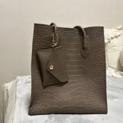 Winter SALE‼️ ブラウン クロコダイル風ショルダーバッグ