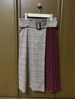 ハーフプリーツスカートのサムネイル