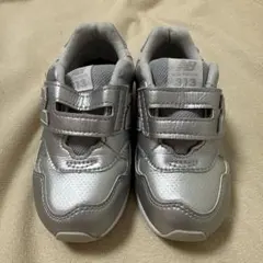 ふ*じ様 New Balance 313 シルバー キッズスニーカー