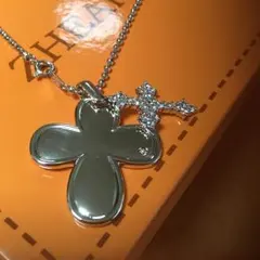 ゼハート クローバークロスペンダント