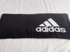 アディダスネックウォーマー　リバーシブル