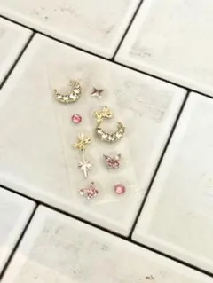 耳つぼアクセサリー 月と蝶