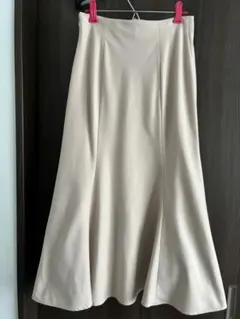 UNIQLO ベージュ マーメイドスカート