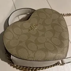 COACH ハート型 ショルダーバッグ