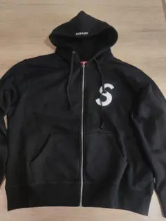 2025年最新】supreme パーカー 刺繍の人気アイテム - メルカリ