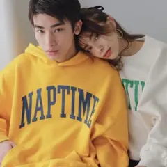 naptime パーカー