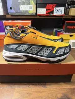 Nike Women's Air Max SNDR Canyon Gold