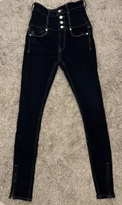 エモダ　ハイウエストスキニーデニムパンツ