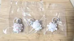 サンリオ　ふわふわスノー　ガチャガチャ　シナモン　マイメロ　ポチャッコ