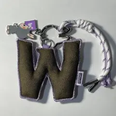 POPMART　PIN FOR LOVE　ラブブ　イニシャル　チャーム　【W】