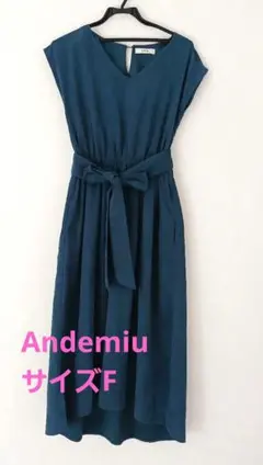 Andemiu　ダークグリーン　Vネック ノースリーブワンピース　サイズFのサムネイル