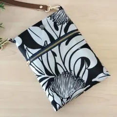 Item thumbnail for item e2c31768-f88f-4b77-85fc-dcaff1ffdd3d