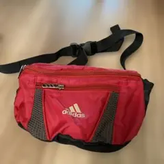 adidas ウエストポーチ ボディバッグ レッド ブラック