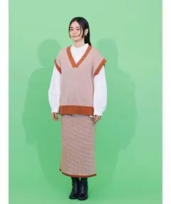 AMERICAN HOLIC テラコッタVネック ニットベスト