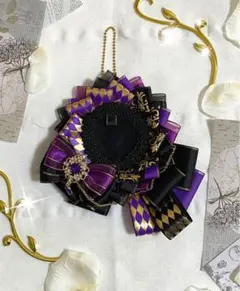 痛ロゼット　缶バッジ　57mm 紫　黒　ゴールド