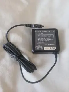 NTTドコモ FOMA ACアダプタ 02