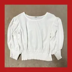 【新品未着用】ボリューム袖　カットソー　ウェストシェイプ　ランタンスリーブ