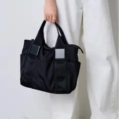 【美品】PAPILLONNER スクエア樹脂パーツトートバッグ M 黒