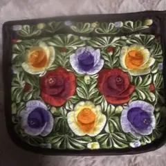 花柄刺繍キルティングポーチ