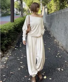 Cygne シーニュ　ベロアトップス、パンツ　セットアップ