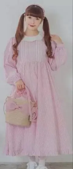 しまむら 青木美沙子 サンリオ コラボ ワンピース マロンクリーム