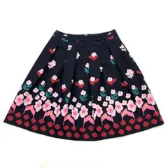 【Mサイズ】エムズグレイシー カラフルフラワー フレアスカート ネイビー