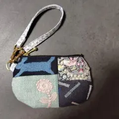 rosyとtambourine達の小さなミニポーチ☆ミナペルホネン - メルカリ