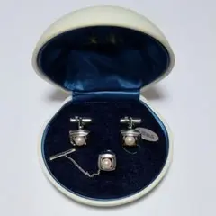 Item thumbnail for item c5ad1110-55fe-4600-8306-727dfa21d99d