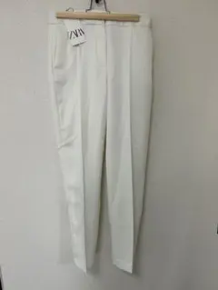【新品タグ付き】ZARA ホワイト スラックス Sサイズ