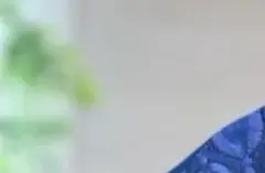 【カーディガン】薄手　個性的　ブルー　前開き　羽織り　ハイゲージ　ニット