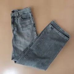 ユニクロ　ワイドストレートジーンズ　グレー26