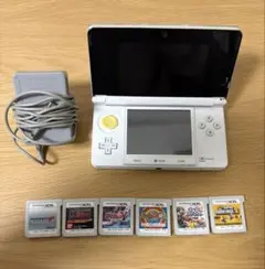 Nintendo 3DS ホワイト 本体 （ゲームソフト6個セット）